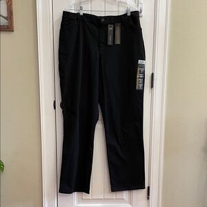 Lee Classic Black Straight-Leg Pants Size 18